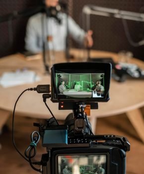 camera-filming_23-2148802306